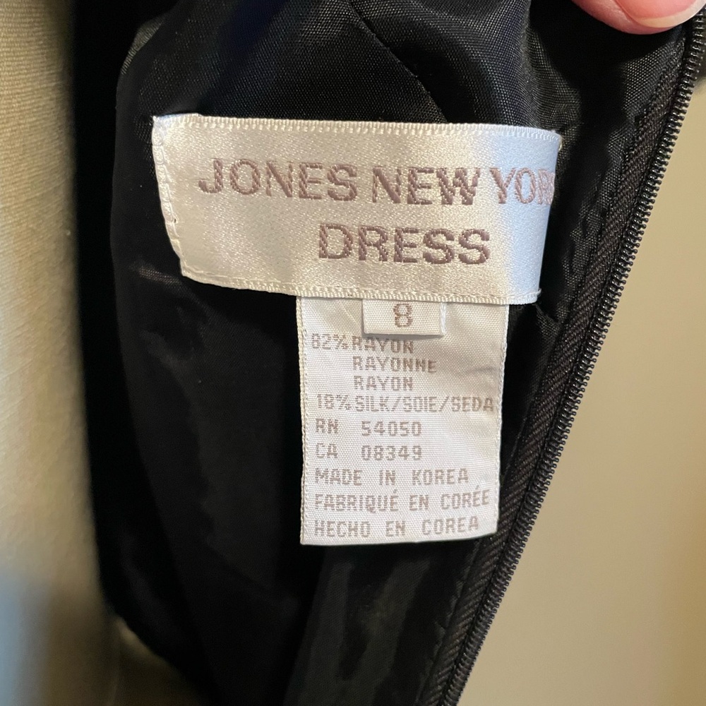 Vintage Jones New York Black Rayon & Silk Dress with Geometric Pattern, Size 8 - Picture 7 of 9